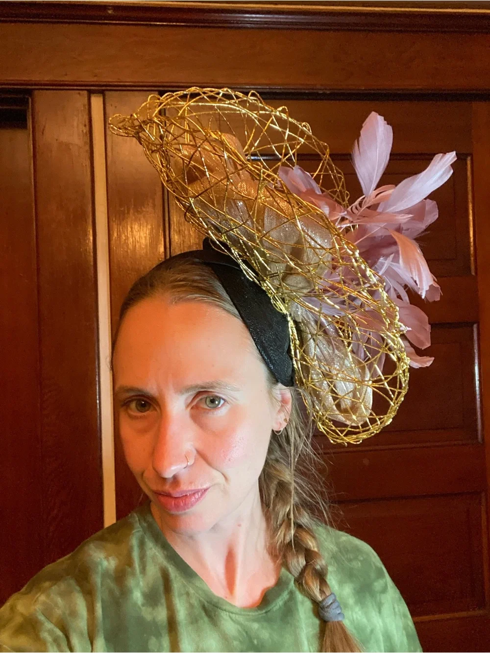 VGUC Aimee Fuller Elegant Gold and Pink Feathered Fascinator Headband